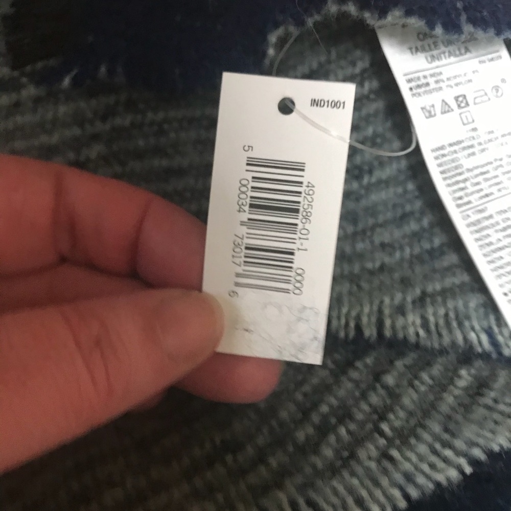 NWT Banana Republic Wrap Scarf - Picture 4 of 5